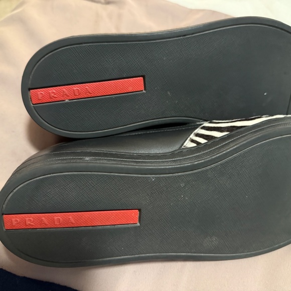 Men’s Prada zebra print flats, 7.5EU main image 4